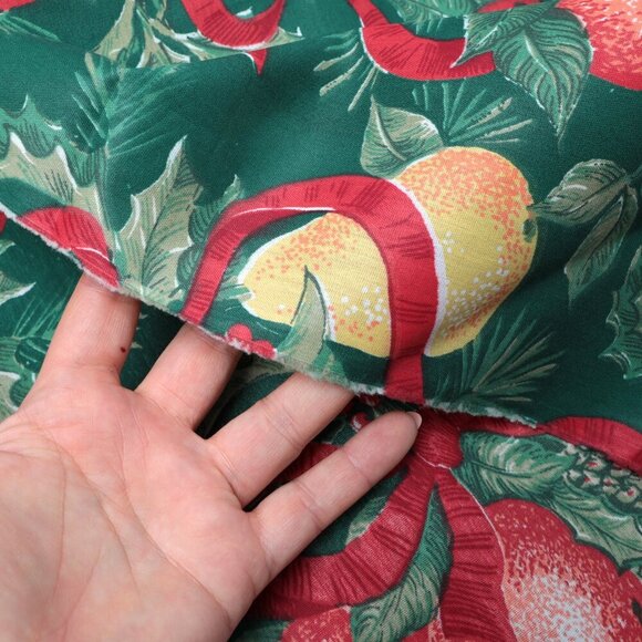 Vintage Christmas Large Rectangle Tablecloth Craft Fabric Holly Berries Ribbon - Picture 5 of 6